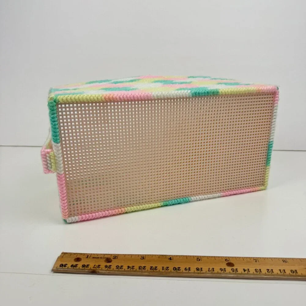 Vtg Pastel Colorful Multicolor Yarn Plastic Canvas Rectangle w Handle Basket‎